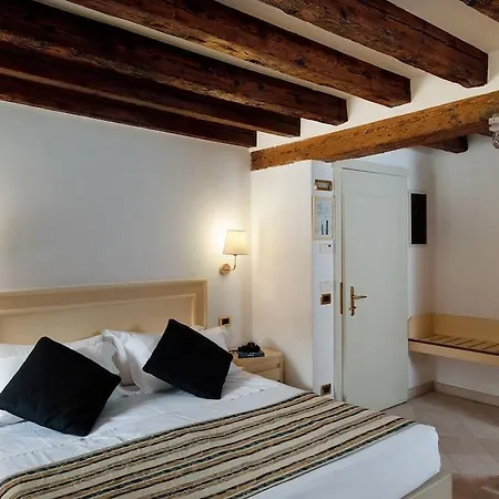 Giudecca 3* Венеция