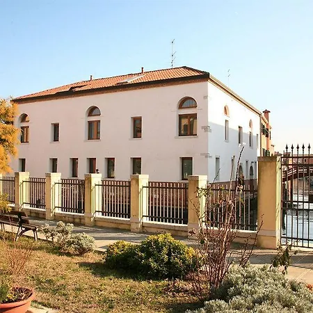 Giudecca Hotel