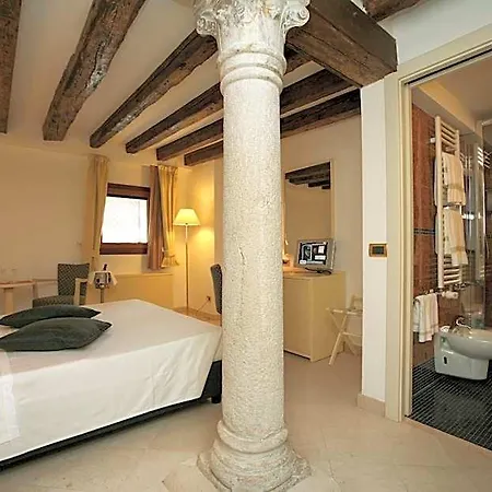 Giudecca 3*
