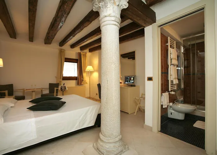 Giudecca Hotel 3*