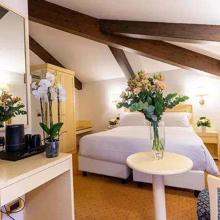 Hotel Giudecca 3*