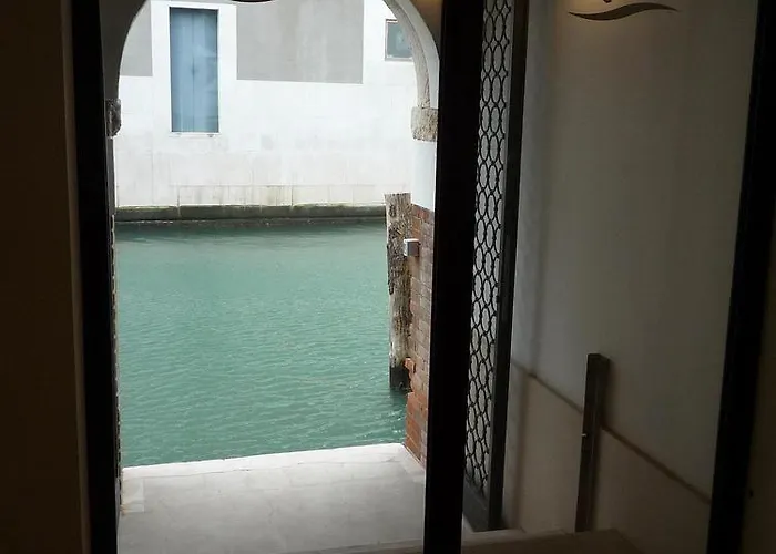 Отель Giudecca 3*