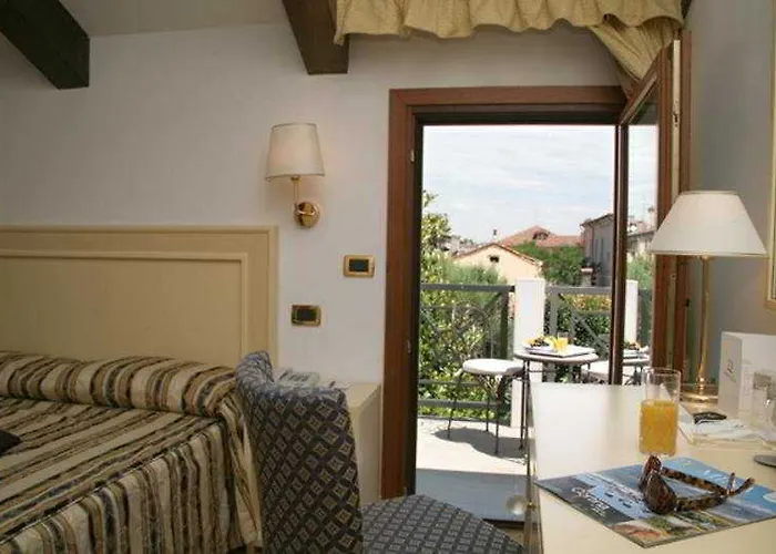 Giudecca 3* Венеция